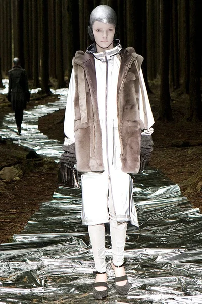 Look 8